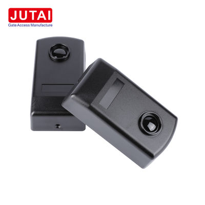 Cảm biến an toàn cổng tế bào quang cực đỏ IR-20 với phạm vi phát hiện 20m IP65 chống nước 12-24VAC / VDC cho cổng tự động